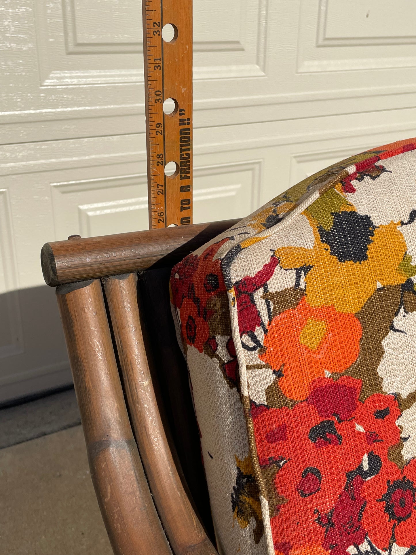 Vintage 70s Floral Rattan Couch Calif-Asia Style