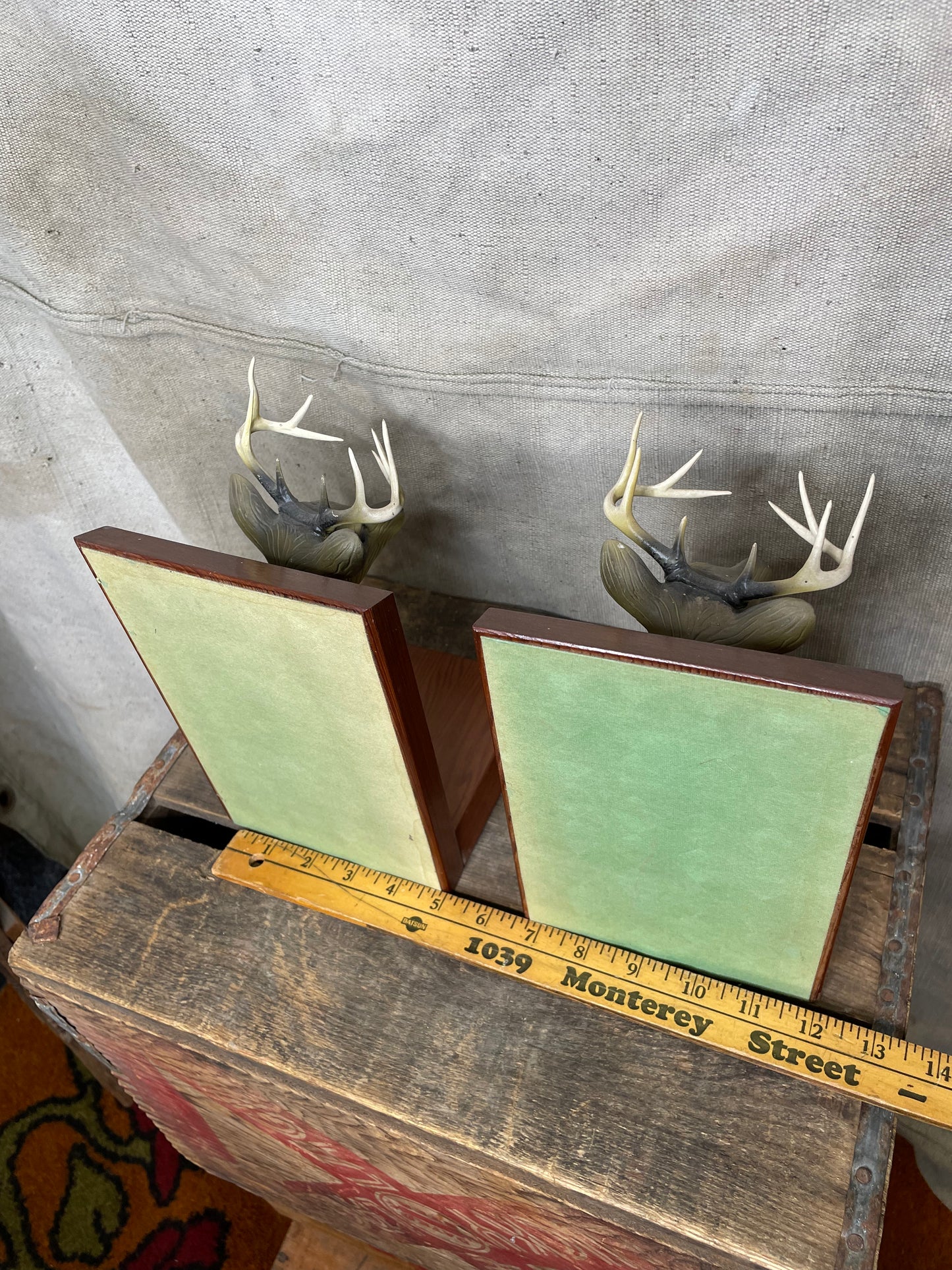 Vintage Deer Mount Bookends 50s Wood Plastic Hunting Lodge