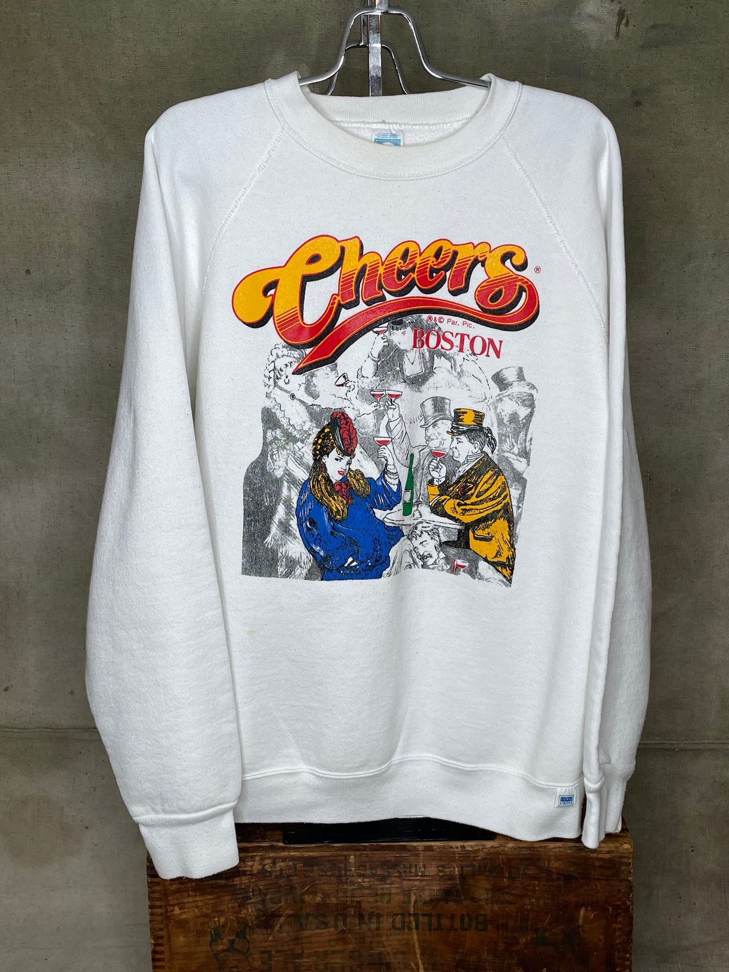 Vintage L/XL Cheers TV Show Bar Boston Crewneck Sweatshirt