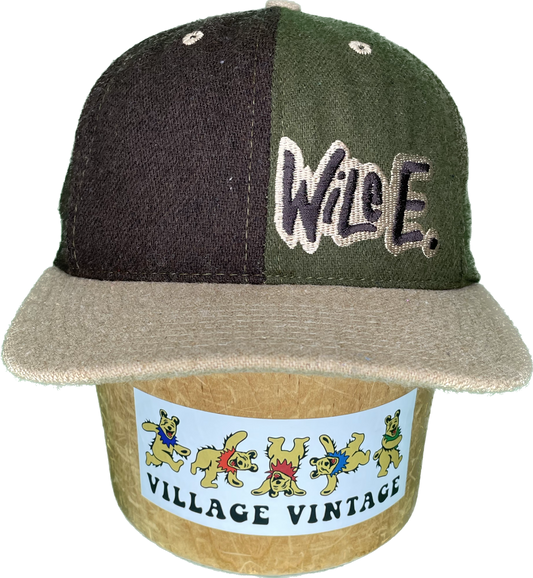 Vintage Wile E. Coyote Looney TunesWool Snapback Hat