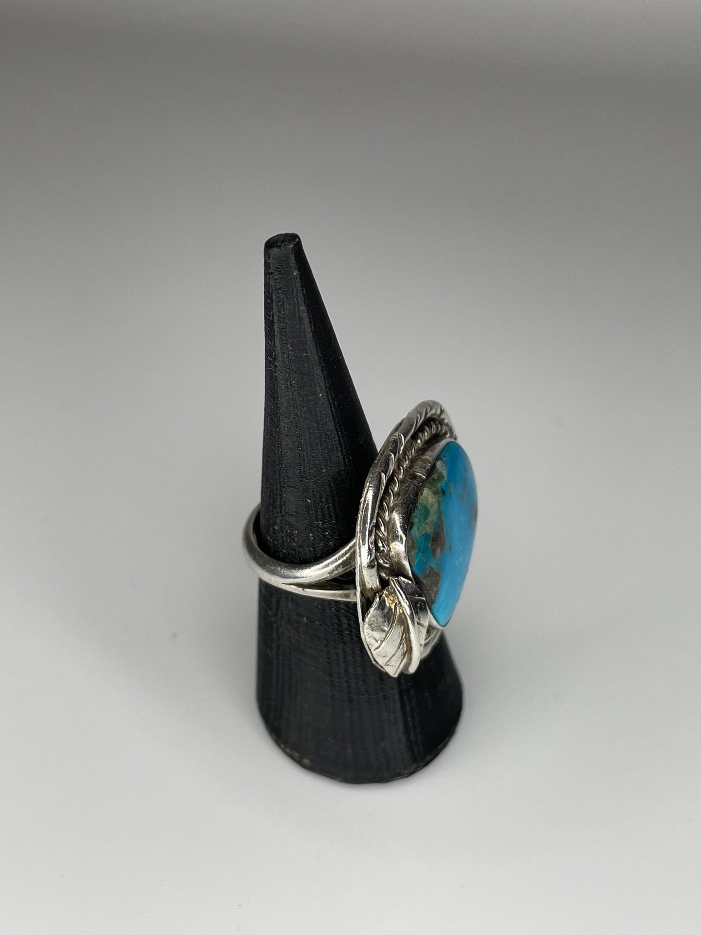 Vintage Sterling Silver Pear Shaped Turquoise Ring with Feather Size 5.5