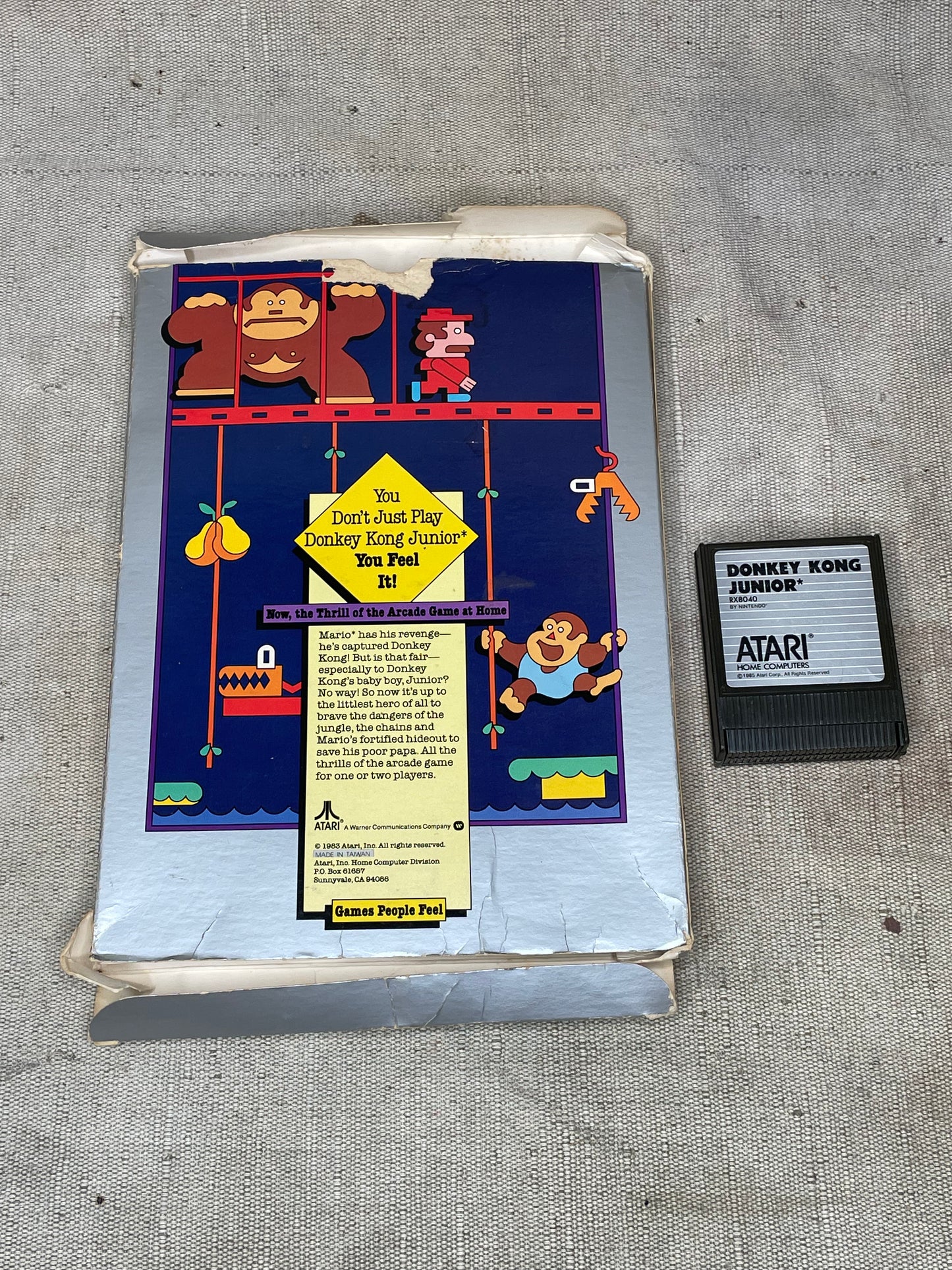 Vintage Atari XE Donkey Kong Junior Jr CIB Tested