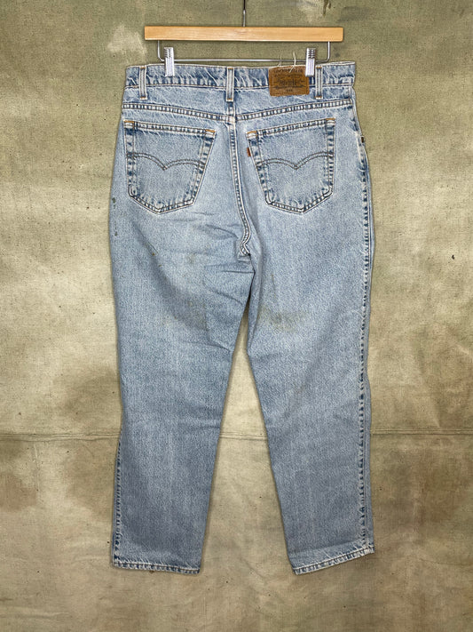 Vintage W33” x 31” 545 Light Wash Denim Levis Jeans