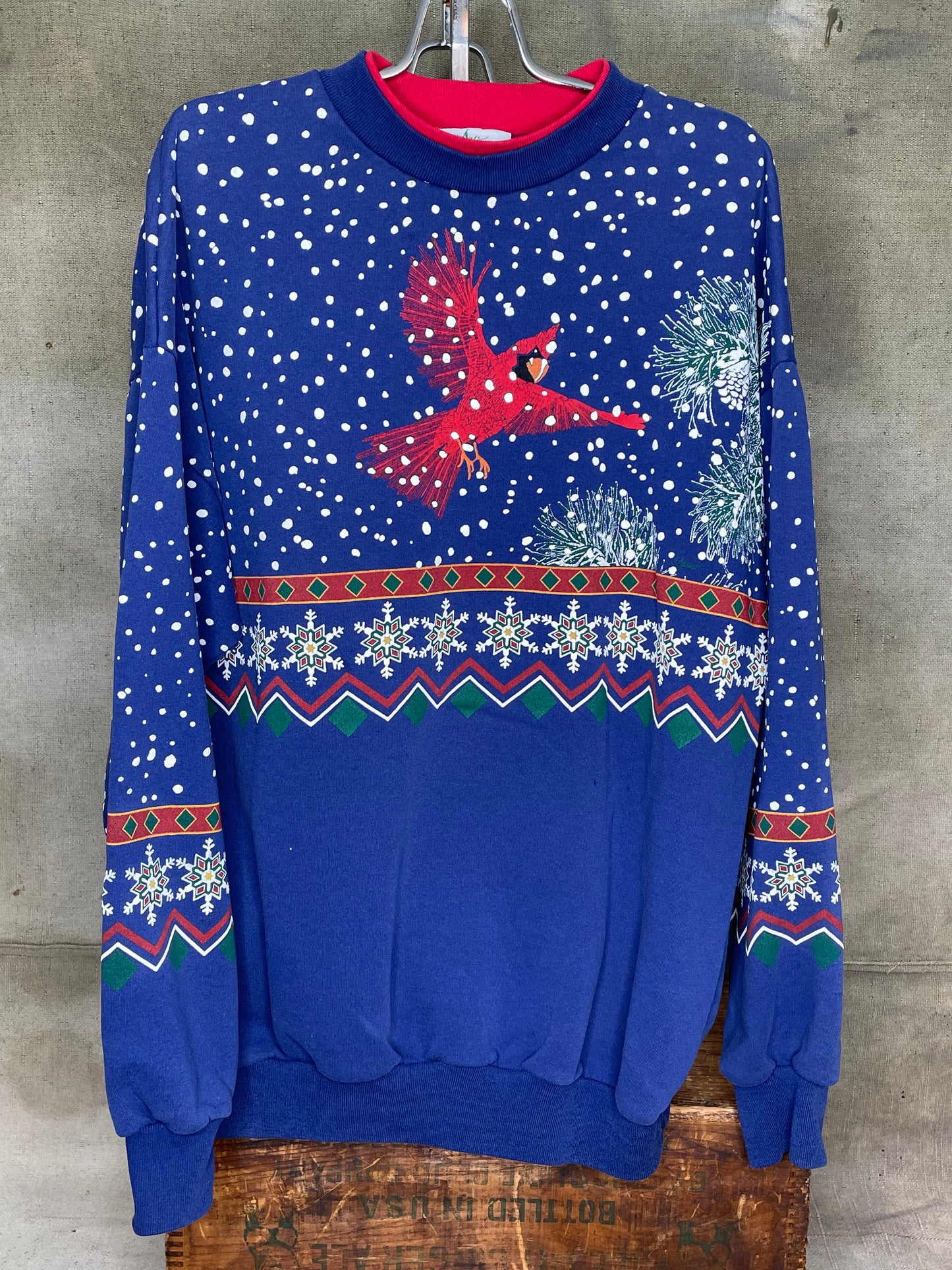 Vintage XL Winter Cardinal Snow Snowflake Crewneck Sweatshirt