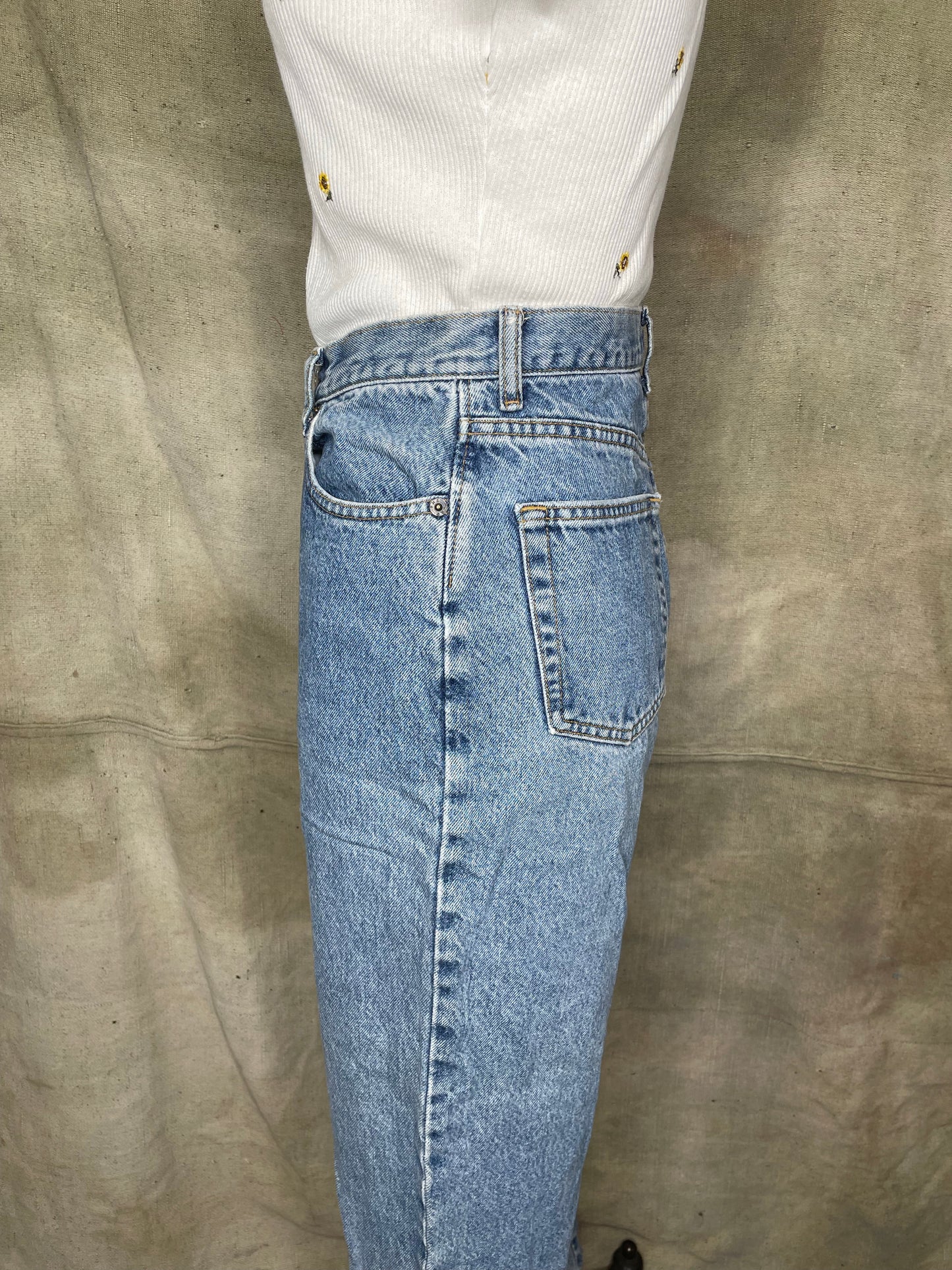 Vintage 90s Blue Wash Gap High Waisted Mom Jeans