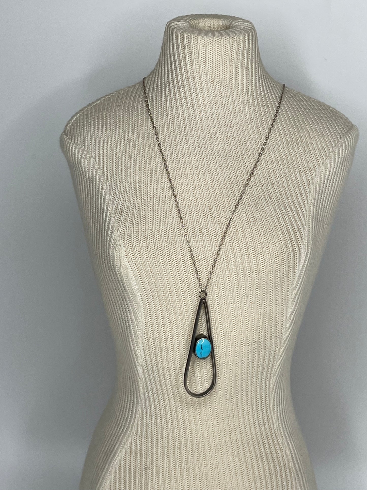 Vintage Tear Drop Single Stone Turquoise Sterling Silver Pendant W/ 18" Sterling Chain
