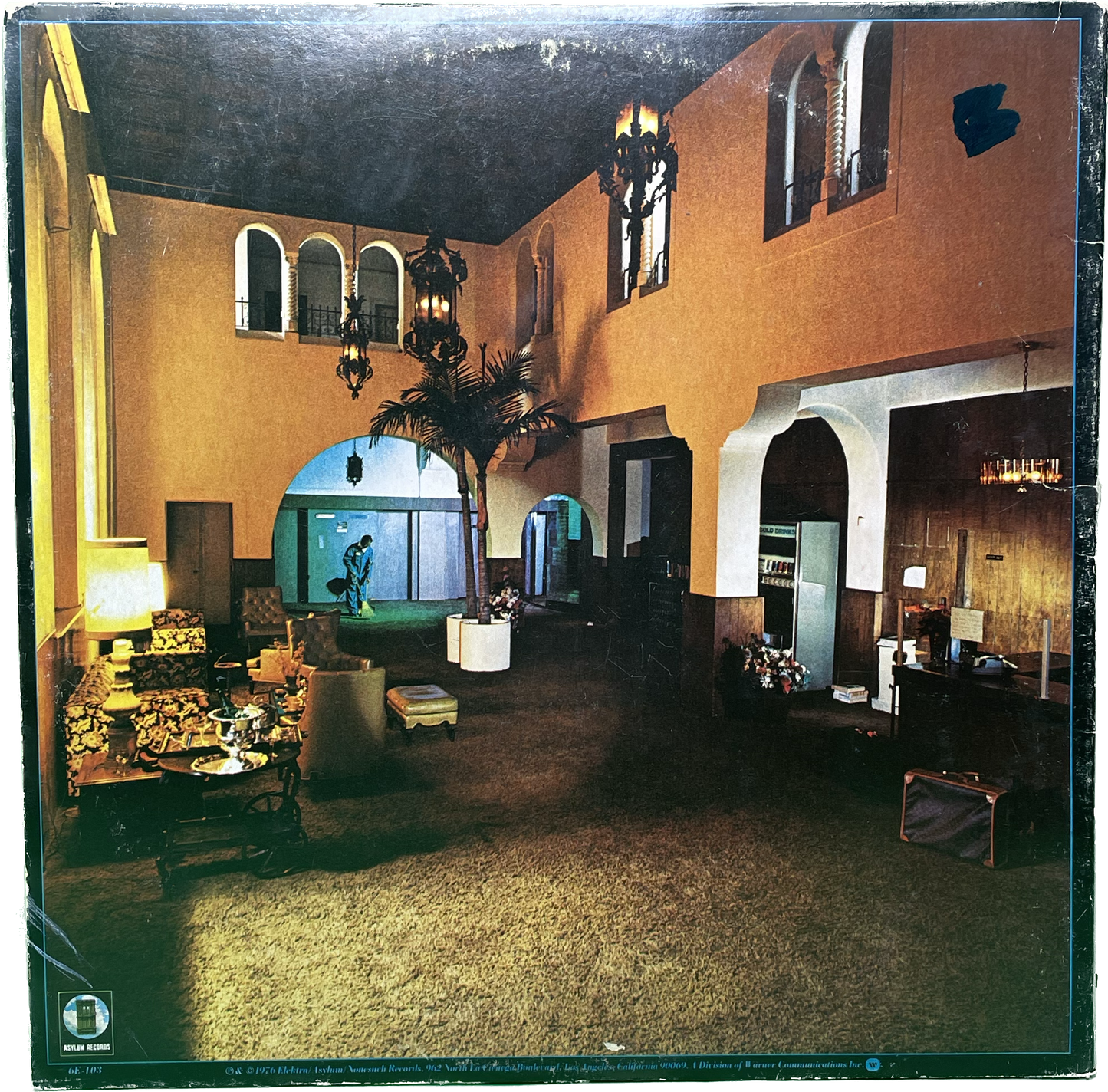 Lp VG VG The Eagles ~ Hotel California vinyl LP Asylum 1976