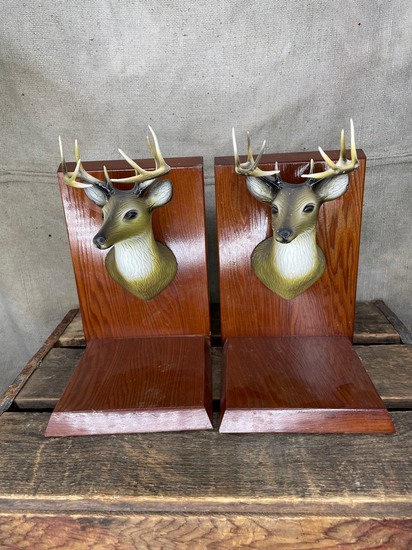 Vintage Deer Mount Bookends 50s Wood Plastic Hunting Lodge