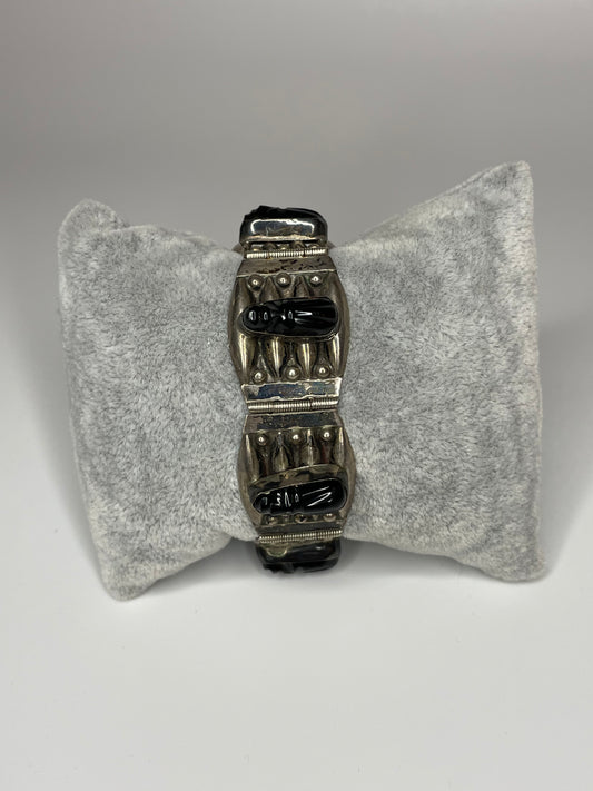 Vintage Sterling Silver Carved Onyx Bracelet Mexico