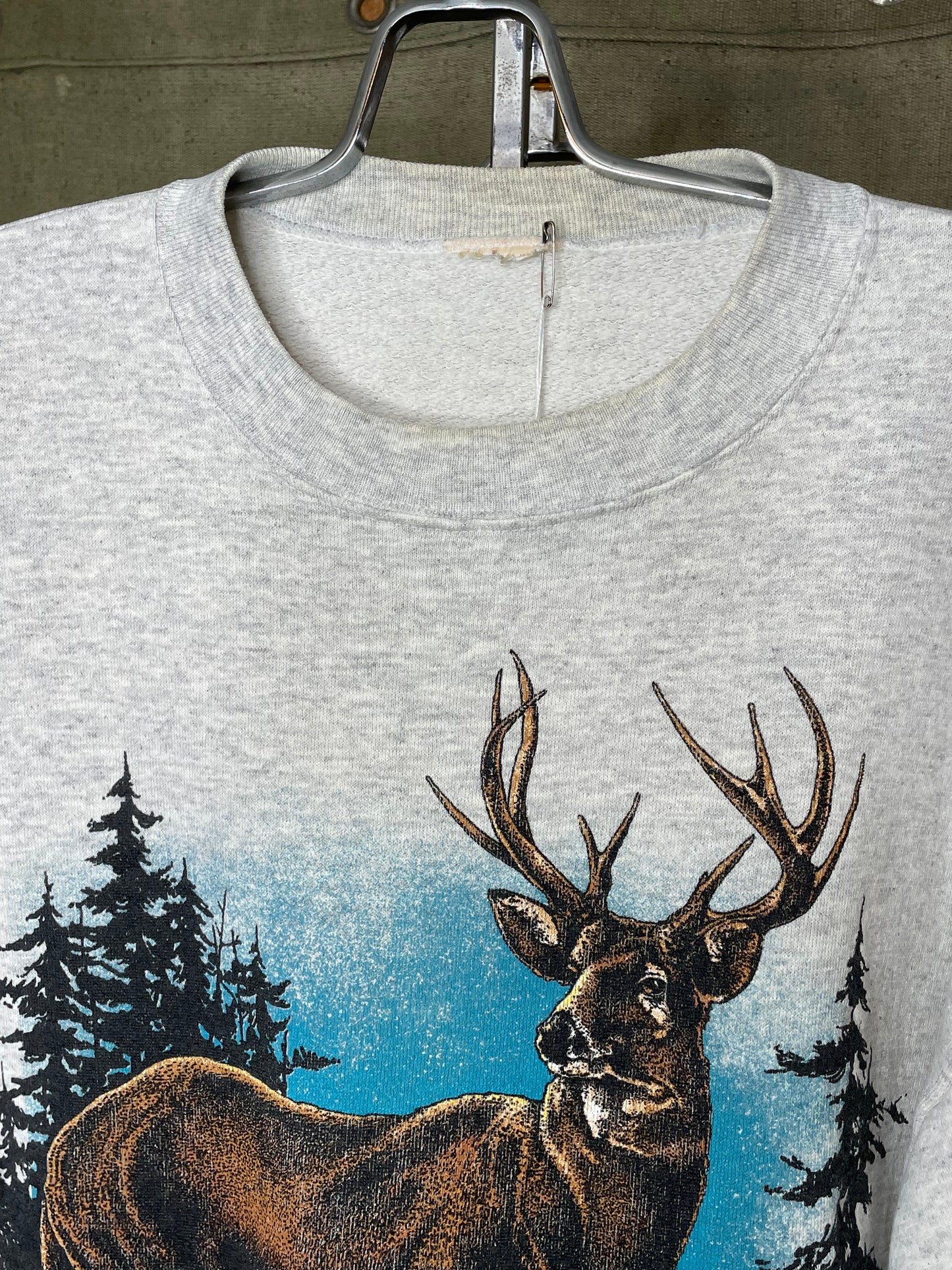 Vintage L/XL Buck Deer Wildlife Forest Crewneck Sweatshirt