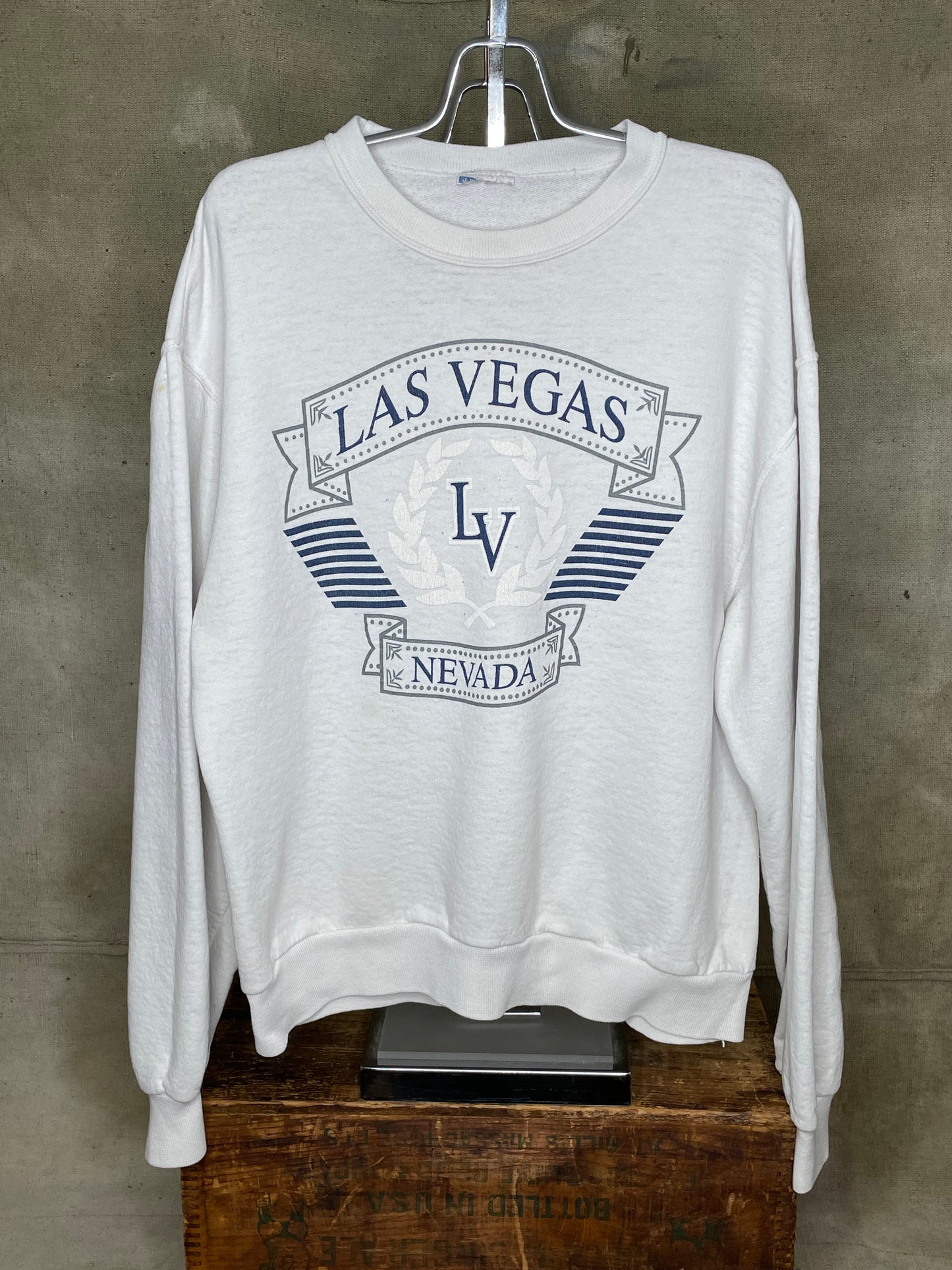 Vintage M/L Las Vegas Thin Crewneck Sweatshirt